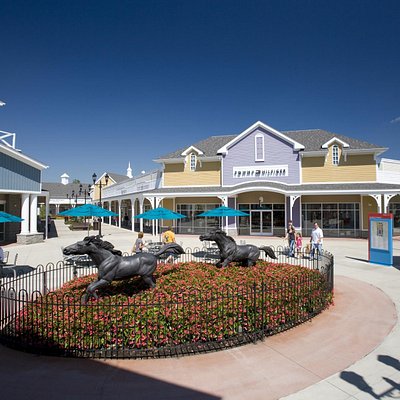 Tanger Outlets Pittsburgh